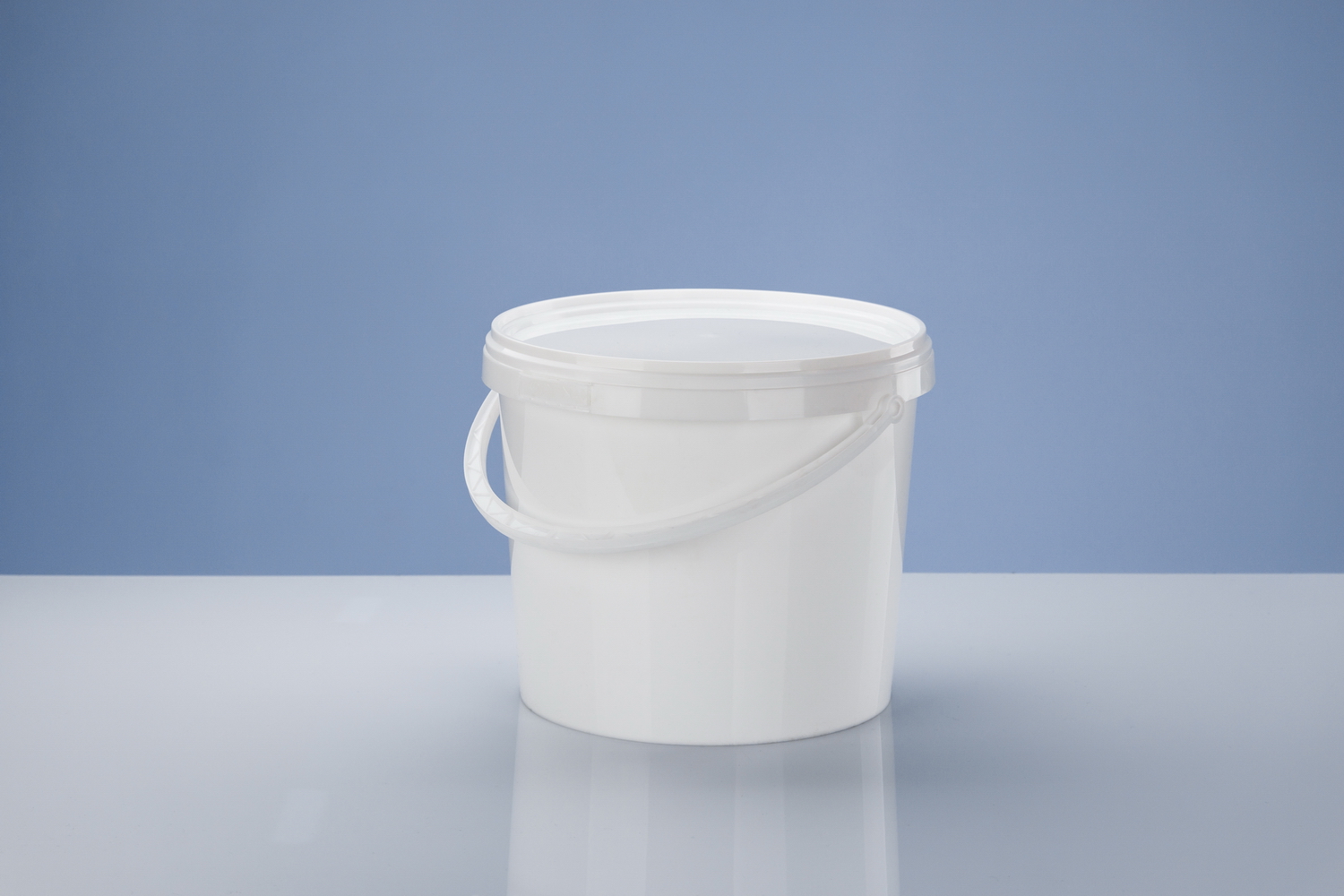 Bucket 5700ml